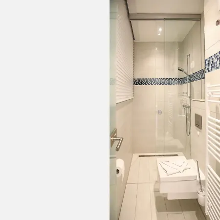 Strandvillen - Mit Meerblick, 2 Schlafzimmern Und Balkon Sv-008 Binz